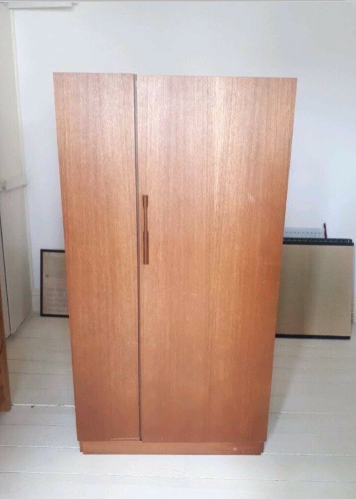 Vintage Wardrobe Avalon Good Condition Free Delivery In