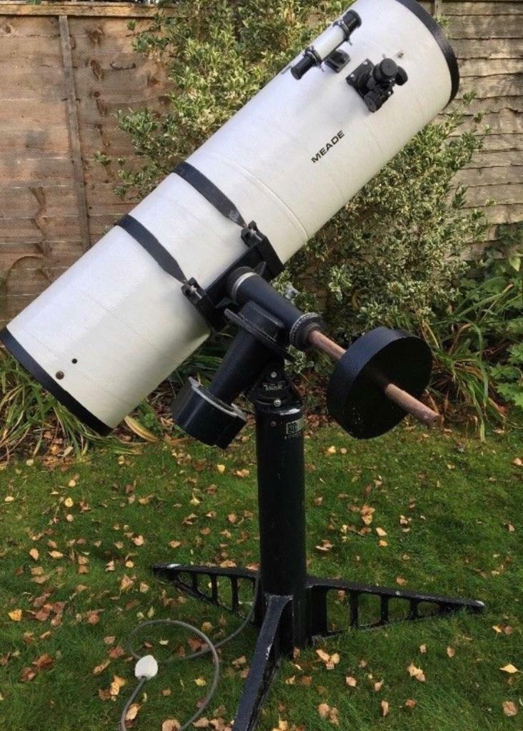 Meade Electronic Equatorial Mount for telescope in Timperley
