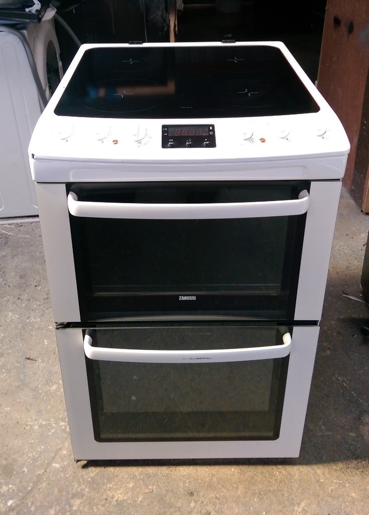 6 MONTHS WARRANTY 55CM WIDE Zanussi AA energy rated, double oven