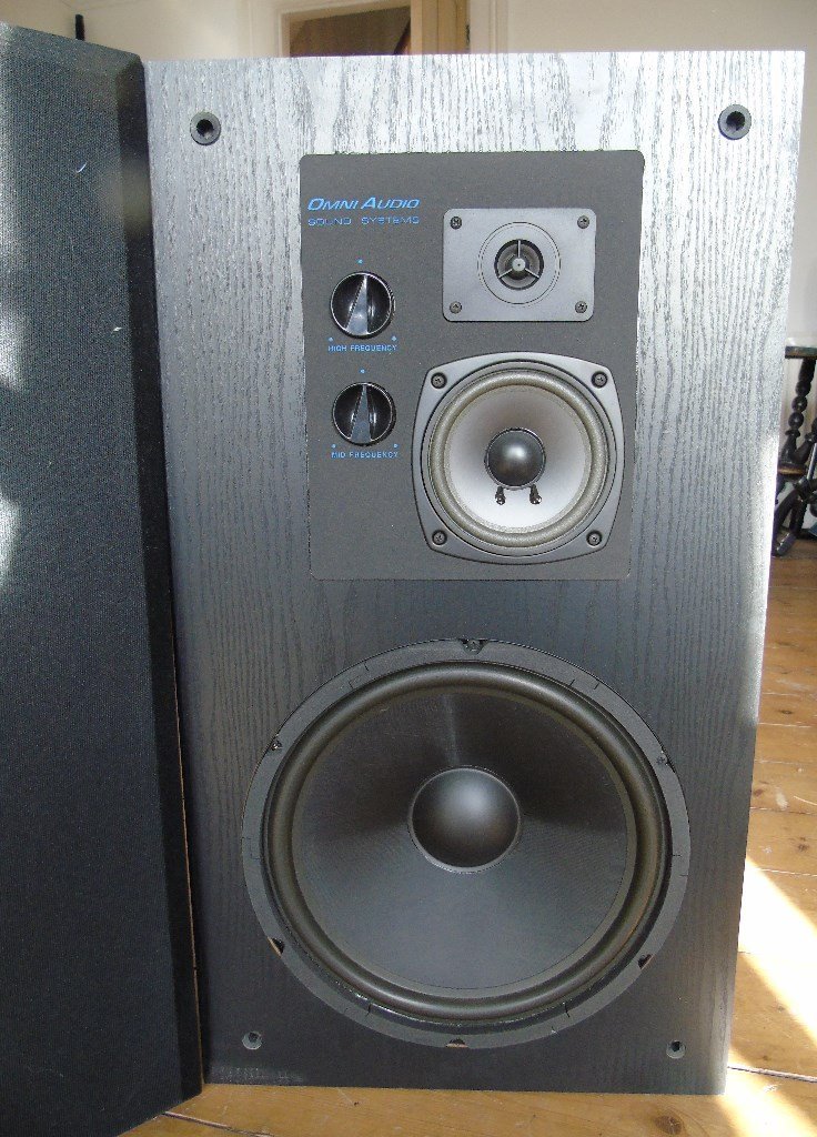 Vintage speakers Omni Audio in original but tatty boxes in Hastings