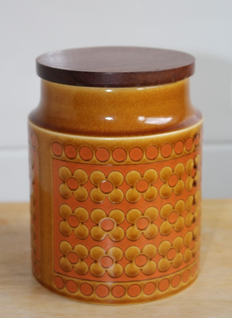 VINTAGE HORNSEA POTTERY STORAGE JAR in Coalville, Leicestershire