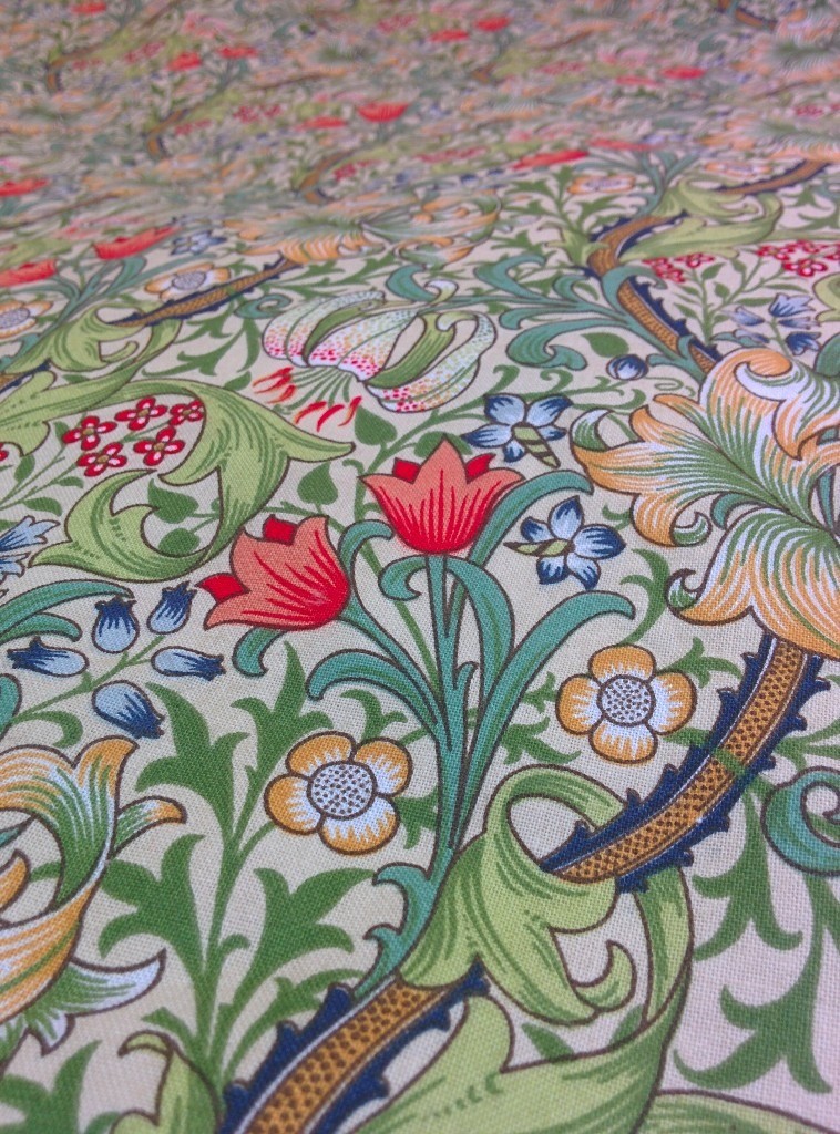 WILLIAM MORRIS GOLDEN LILY FABRIC 100 COTTON, 2 x 1.5M in Hackney