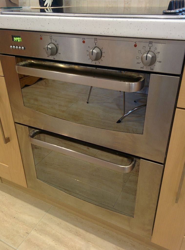 Whirlpool Double Integrated BuiltUnder Oven in Worcester