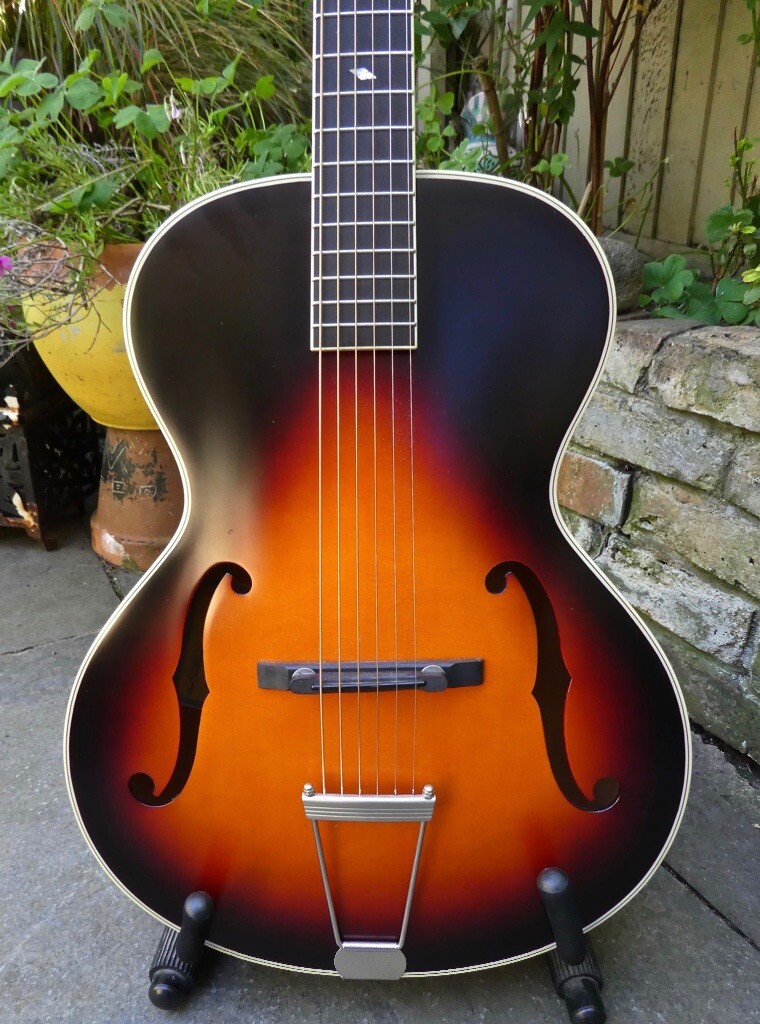 Epiphone Mastebilt Zenith Archtop Guitar Electro Acoustic | in Clapham