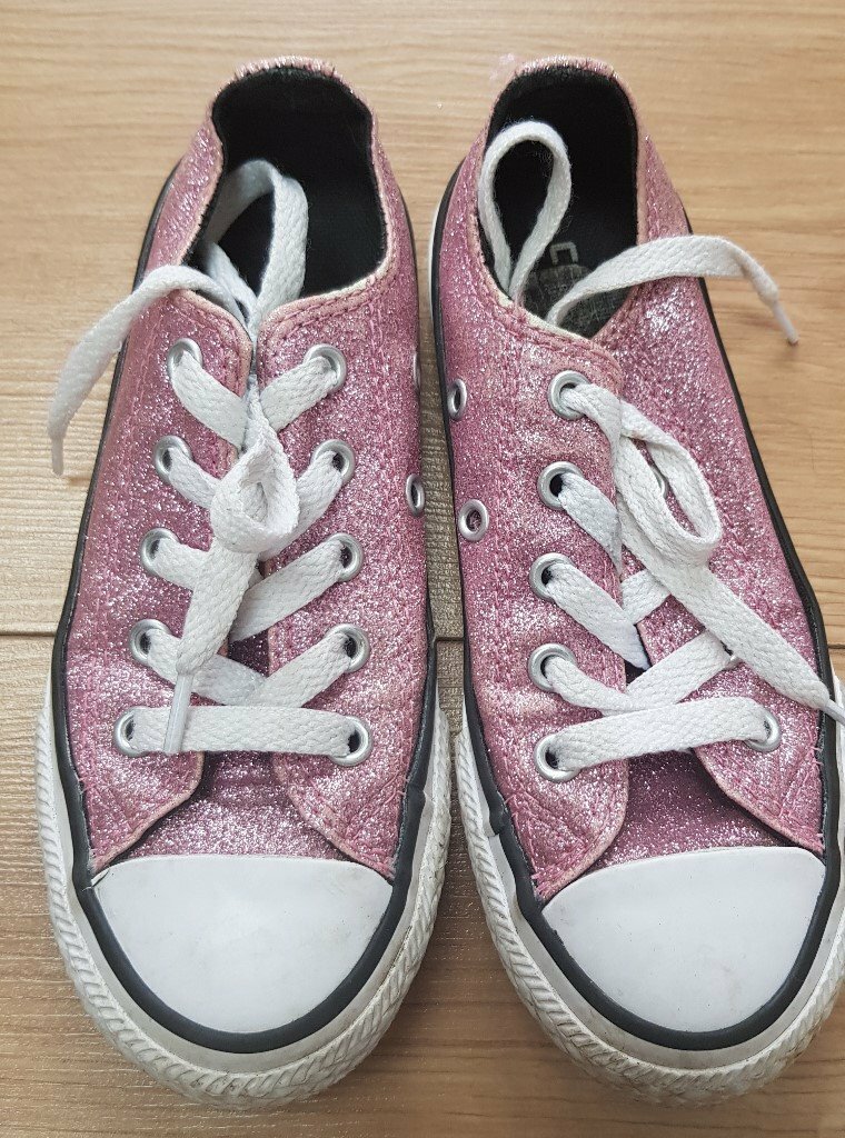 Girls Pink Glitter Converse Shoes / Trainers Size 11 in Wollaton