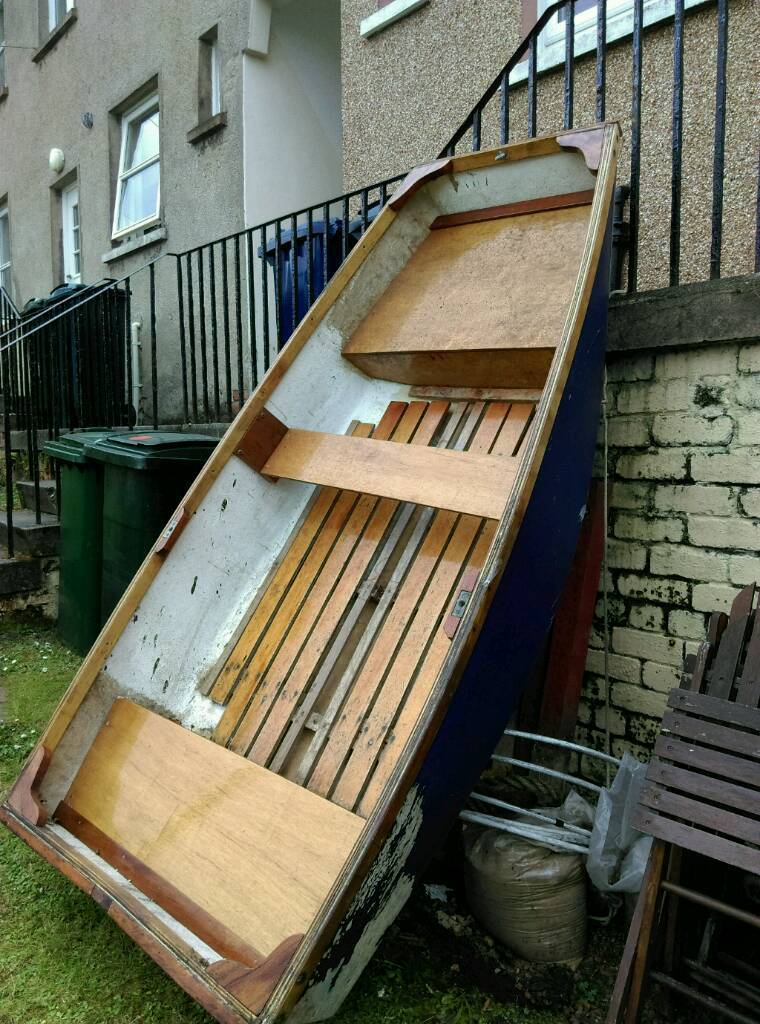 10ft rowing boat marine ply with 2 sets ores in Rothesay, Argyll and