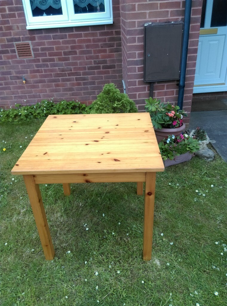 Sturdy kitchen table in Oxford, Oxfordshire Gumtree