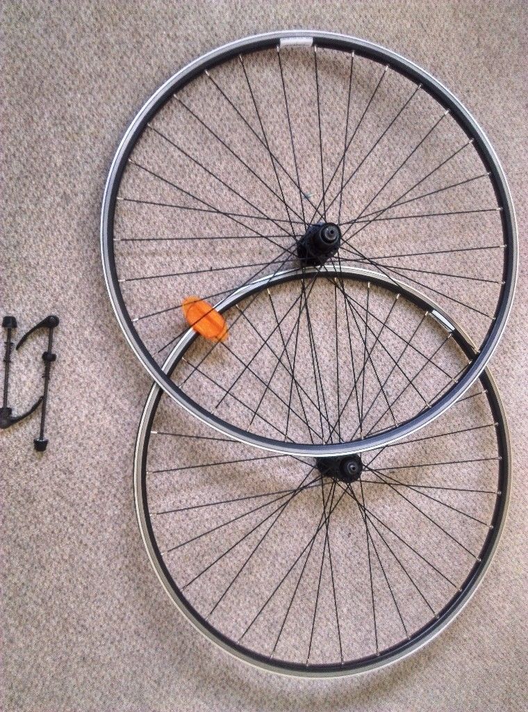 700c (BTWIN 500 Triban) Aero Sport Hub Wheel Set | in Southwark, London | Gumtree