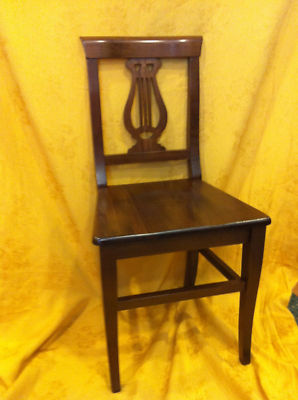 SEDIA IN LEGNO MASSELLO