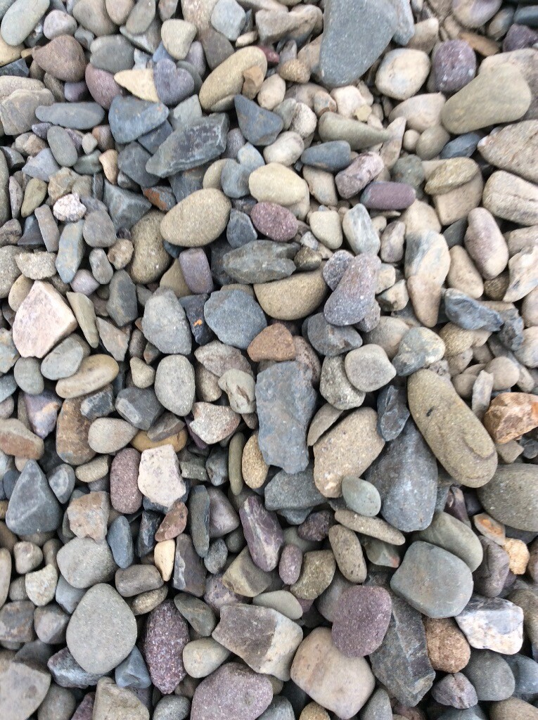 20 mm riverbed garden and driveway chips/ stones/ gravel in East
