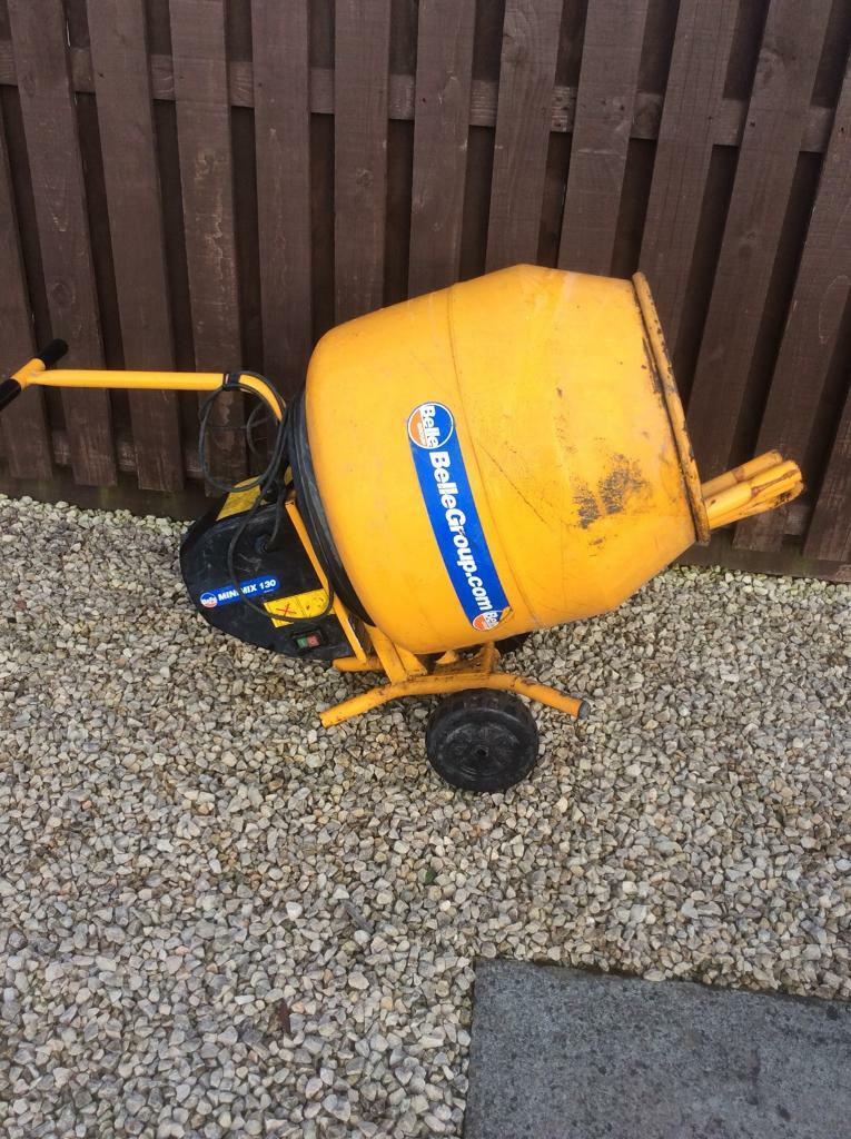 Belle Minimix 130 Cement Mixer (Can Deliver) in Southside, Glasgow