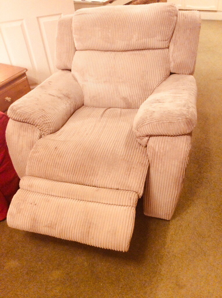 Recliner electric armchair in Brockenhurst, Hampshire Gumtree