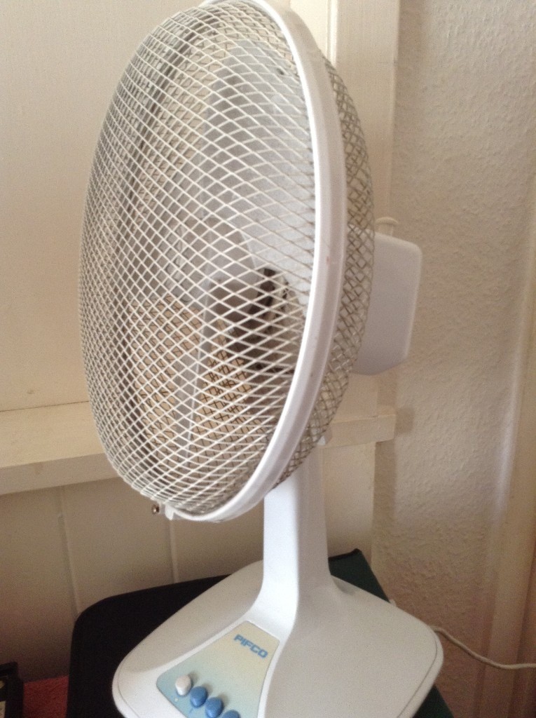 pifco mini fan