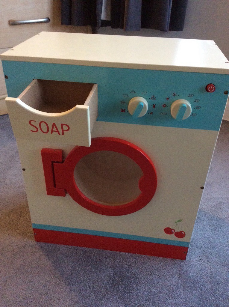Wooden toy washing machine, like new in Bournemouth, Dorset Gumtree