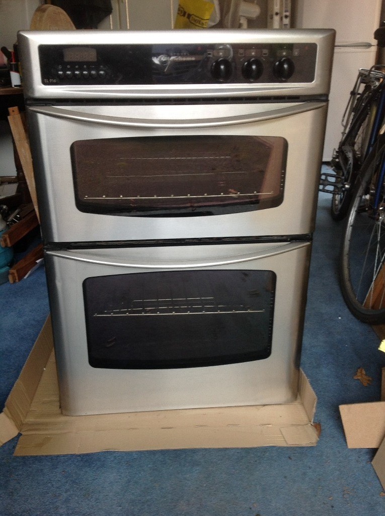 Stoves EL916 Built in electric double oven. in Broadstone, Dorset