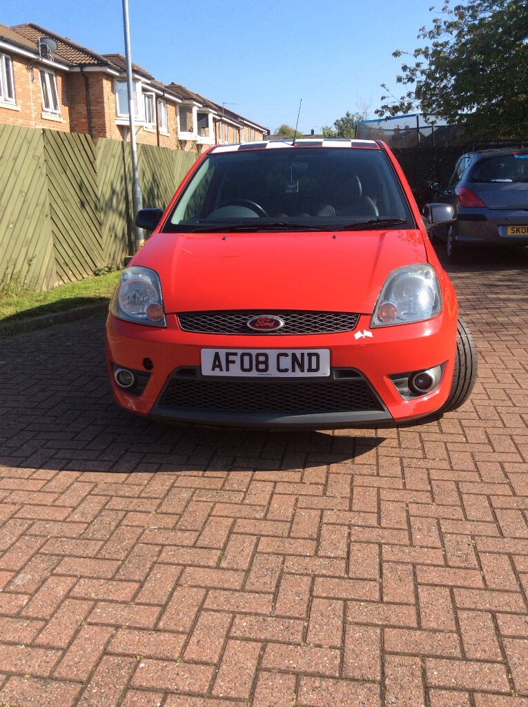 Ford Fiesta 1.6 Zetec s 30th Anniversary model | in South Shields, Tyne