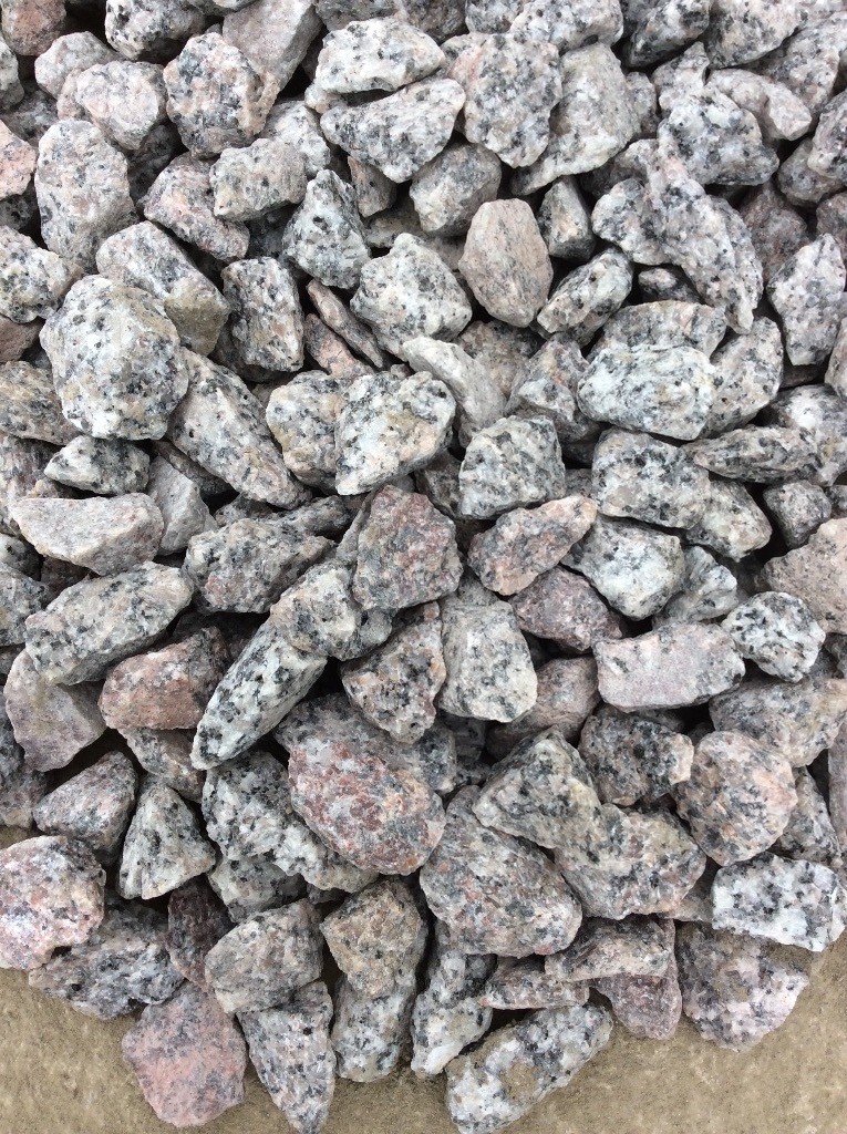 20 mm dalbeattie gravel garden and driveway chips / stones / gravel