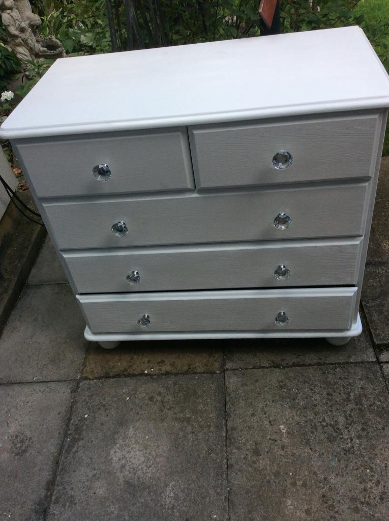 Dulux White Painted Chest Of Drawers With Crystal Knobs In Ashford