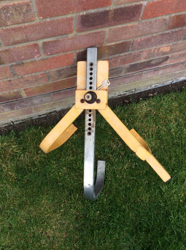 LOCKING WHEEL CLAMP in Portsmouth, Hampshire Gumtree