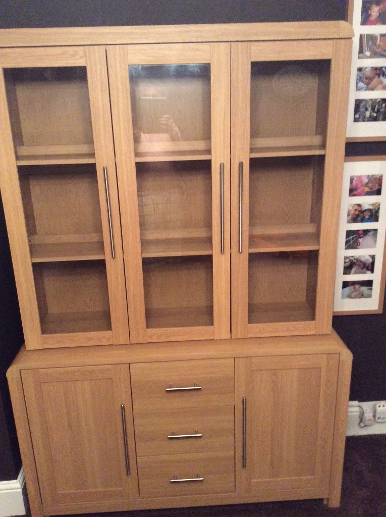 Argos heart of house elford oak 5door 3drawer display in