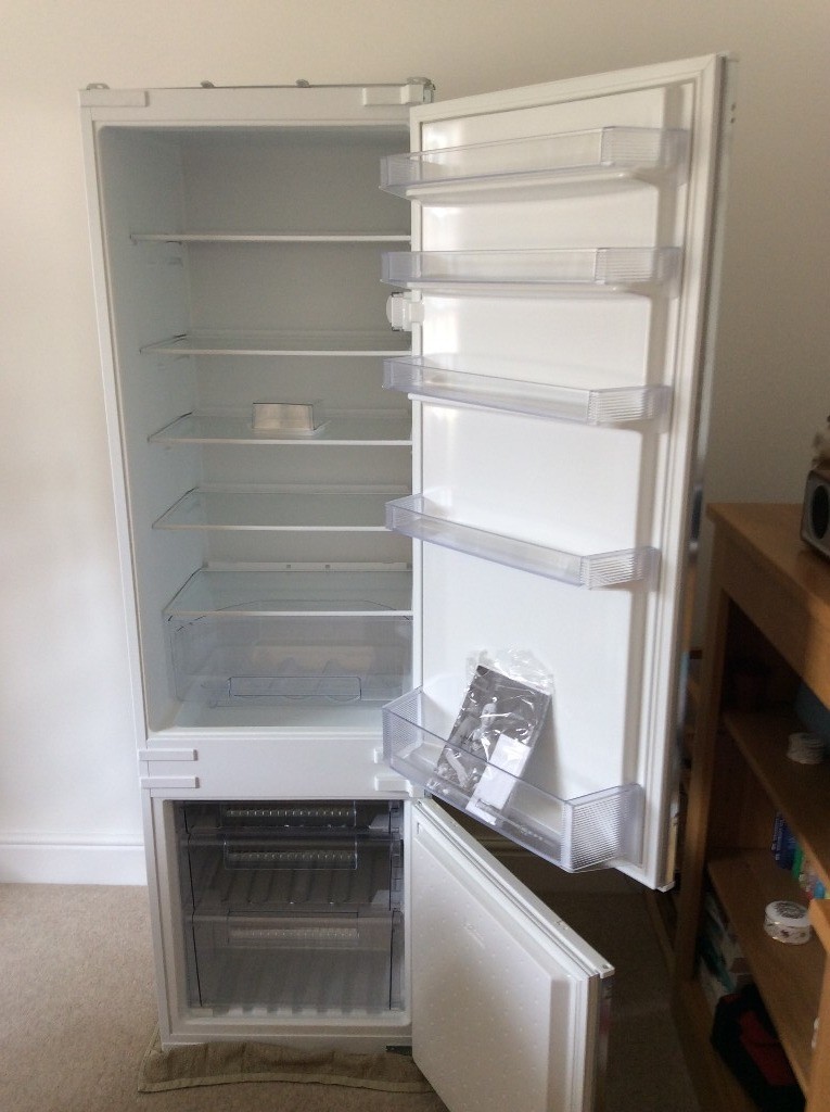 NEFF Integrated Fridge/Freezer K8524X8GB in Sittingbourne, Kent Gumtree
