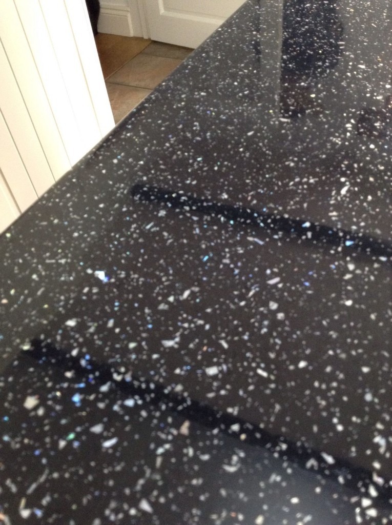 Столешница черная искра глянец 96 фото