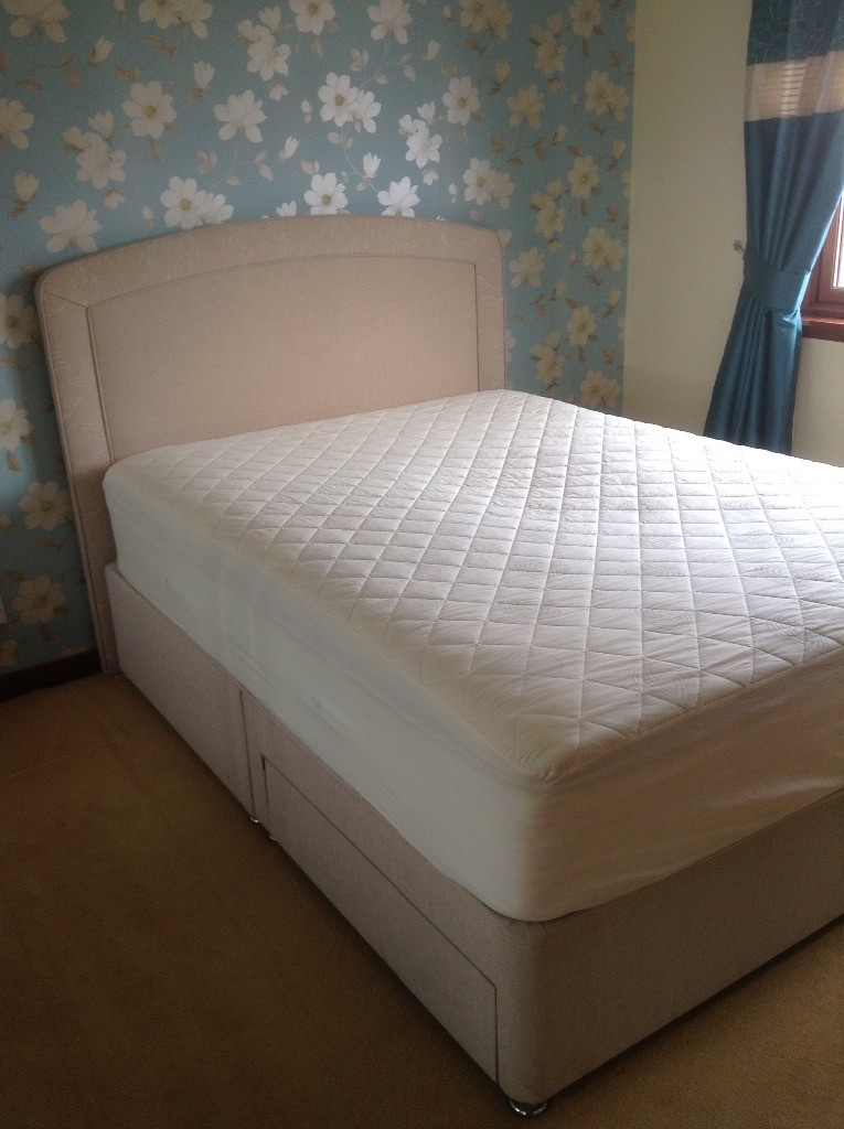 Queen size divan bed with headboard and drawers in Perth and Kinross