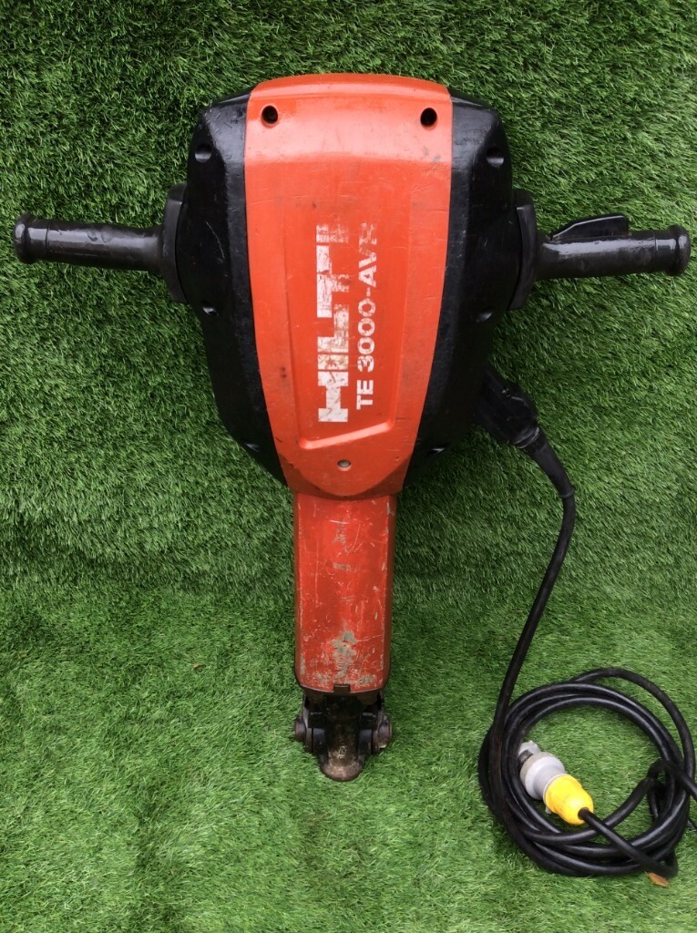HILTI TE 3000AVR 30kg Heavy Duty Concrete Breaker/Kango 110v + Chisel