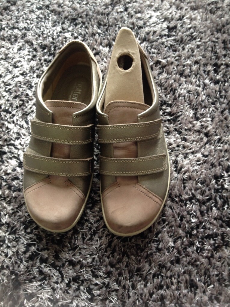 BRAND NEW LADIES HOTTER SHOES Size 4 in Greenisland, County Antrim