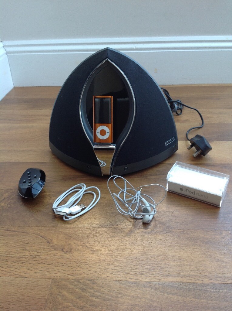 5th Generation Nano IPod & Docking Station/Speaker in Saltash