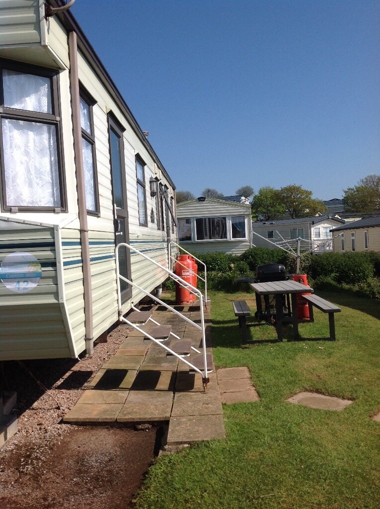 STATIC CARAVAN FOR RENT BEST PRICES ON THE CAMP AT DEVON CLIFFS EXMOUTH