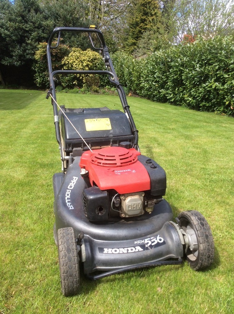 NOW SOLD Honda HRH 536 QX 21" Pro Rear Roller Power Drive 4 Stroke