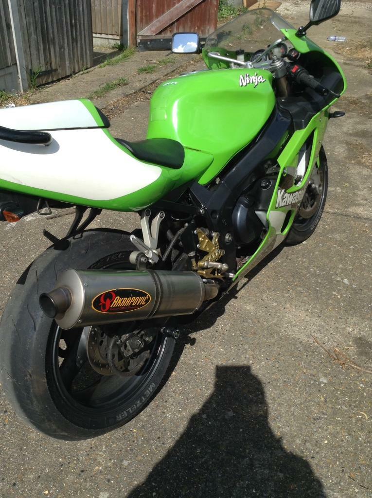ninja zx7r for sale