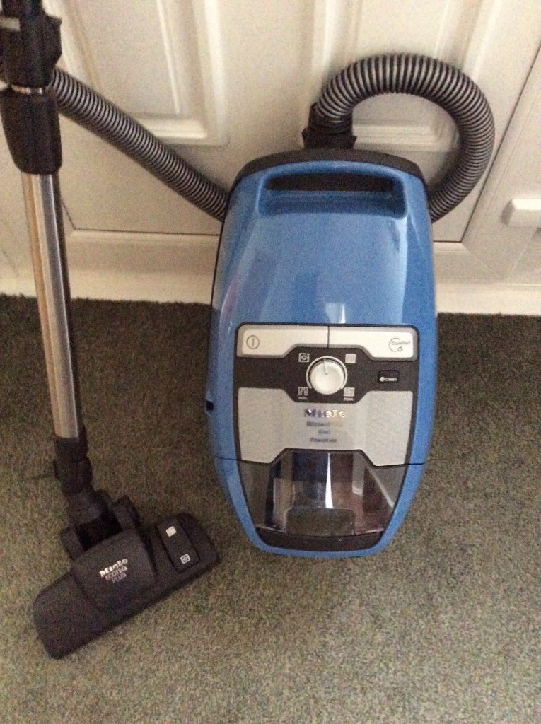 Miele HS16 Vaccum Cleaner. in Helensburgh, Argyll and Bute Gumtree