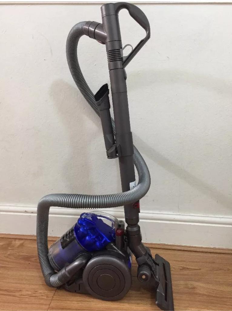 Dyson DC26 City Multi Floor Bagless Cylinder Vacuum Cleaner . in