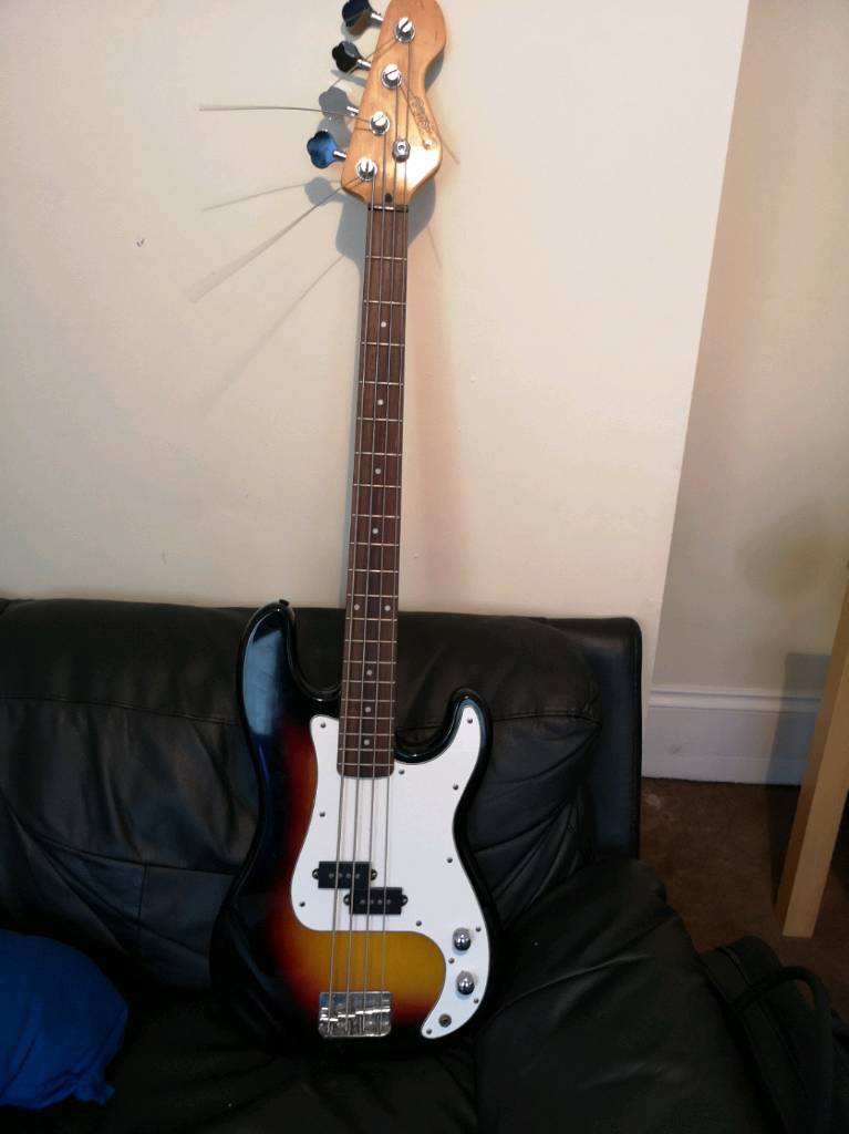 Bass guitar for sale in Llandaff, Cardiff Gumtree