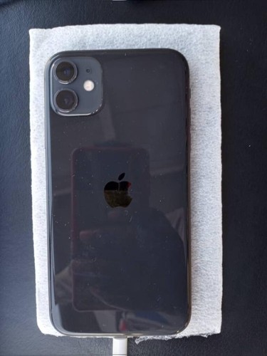 Apple iPhone 11 - 64GB 128GB 256GB - All Colors - Good