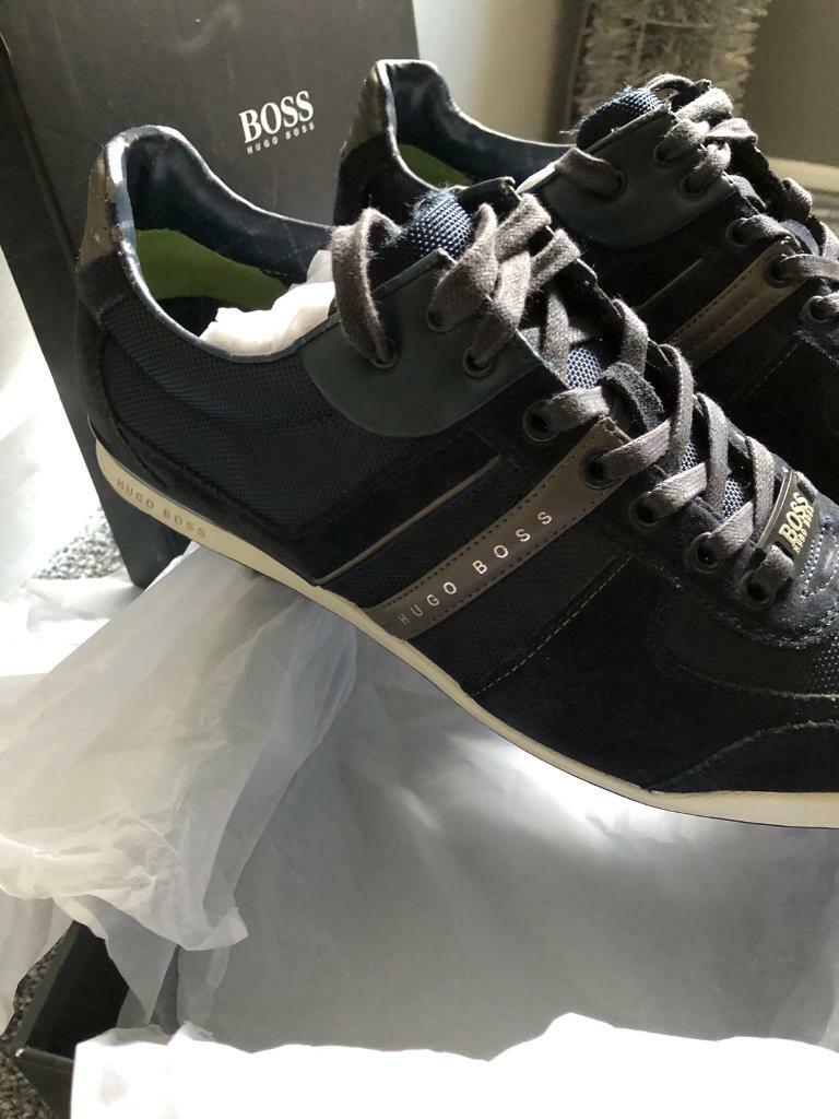 boss akeen contrast panel trainers