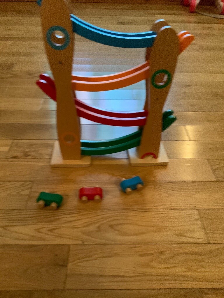 squirrel play wooden car roll