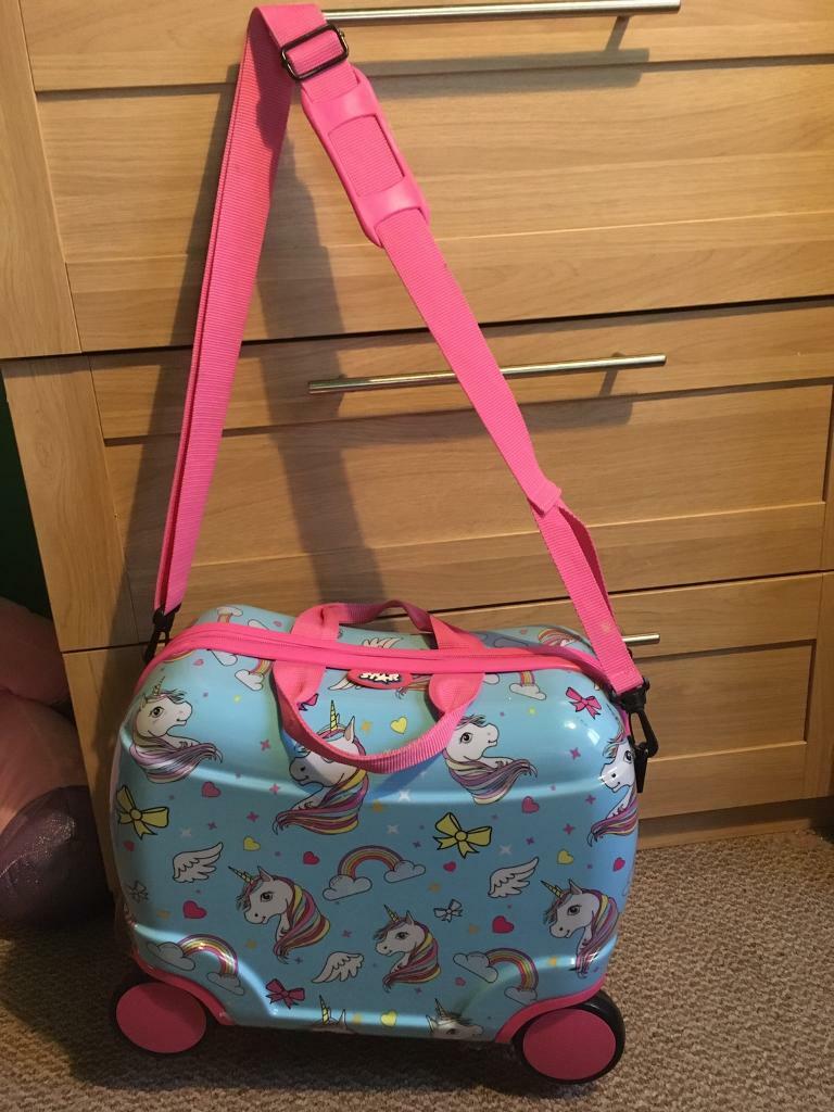 unicorn wheelie case