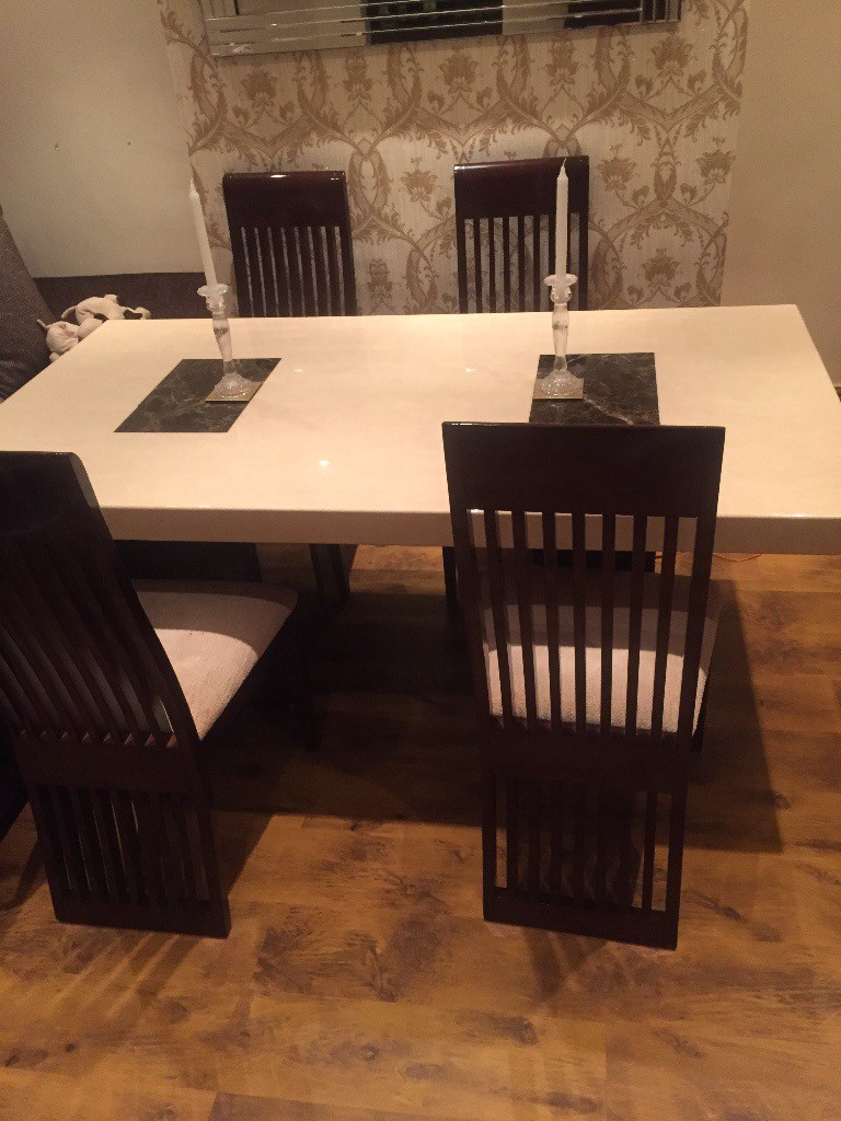Venta Dfs Marble Table And Chairs En Stock
