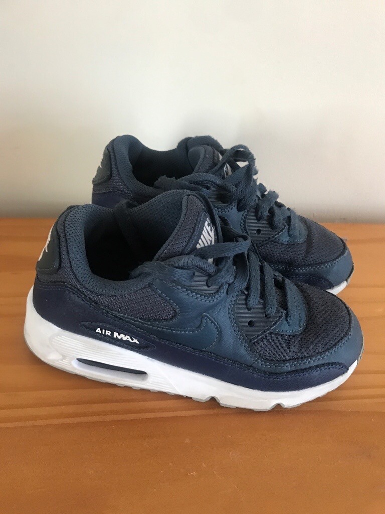kids air max trainers