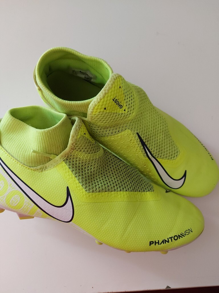 infant size football boots