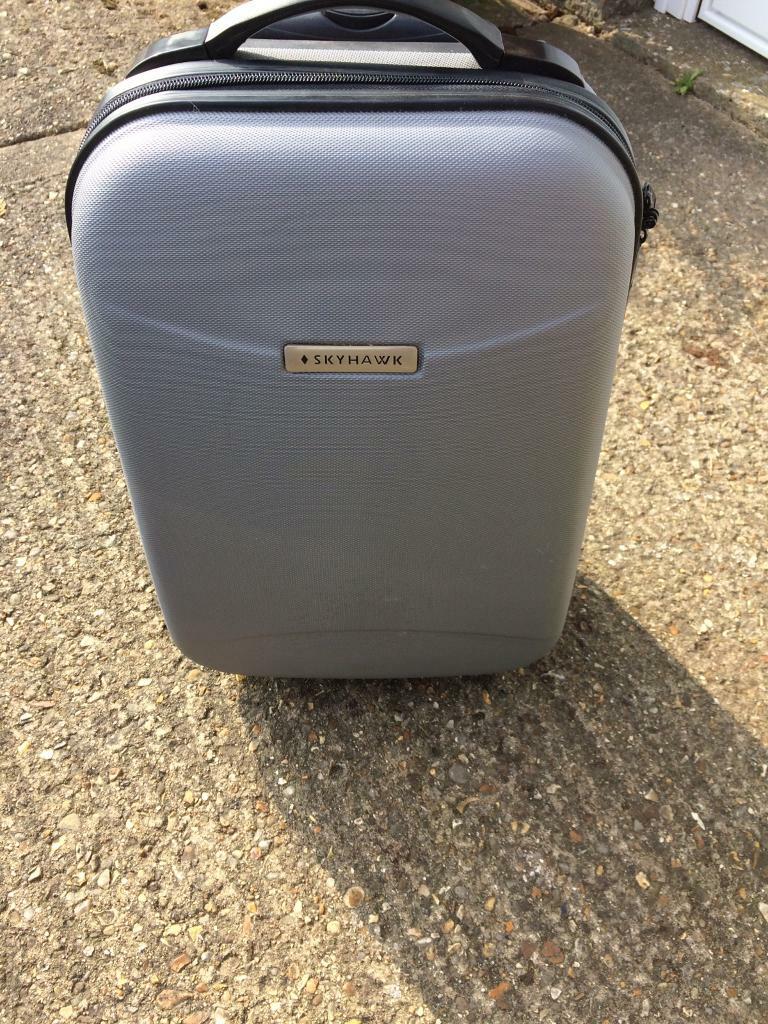 skyhawk suitcase