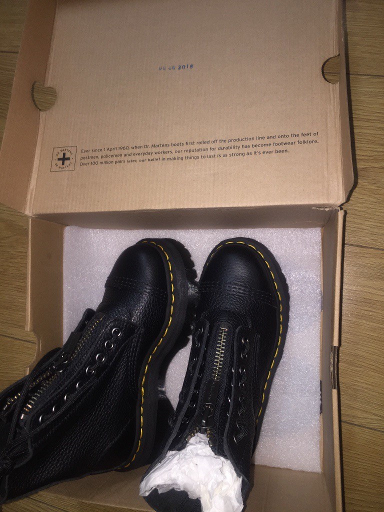 dr marten sinclair size 4