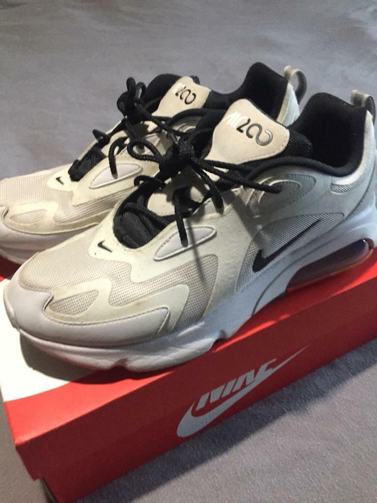 200s nike