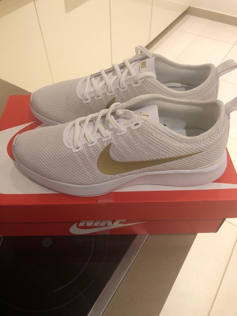 nike trainers 5.5 uk