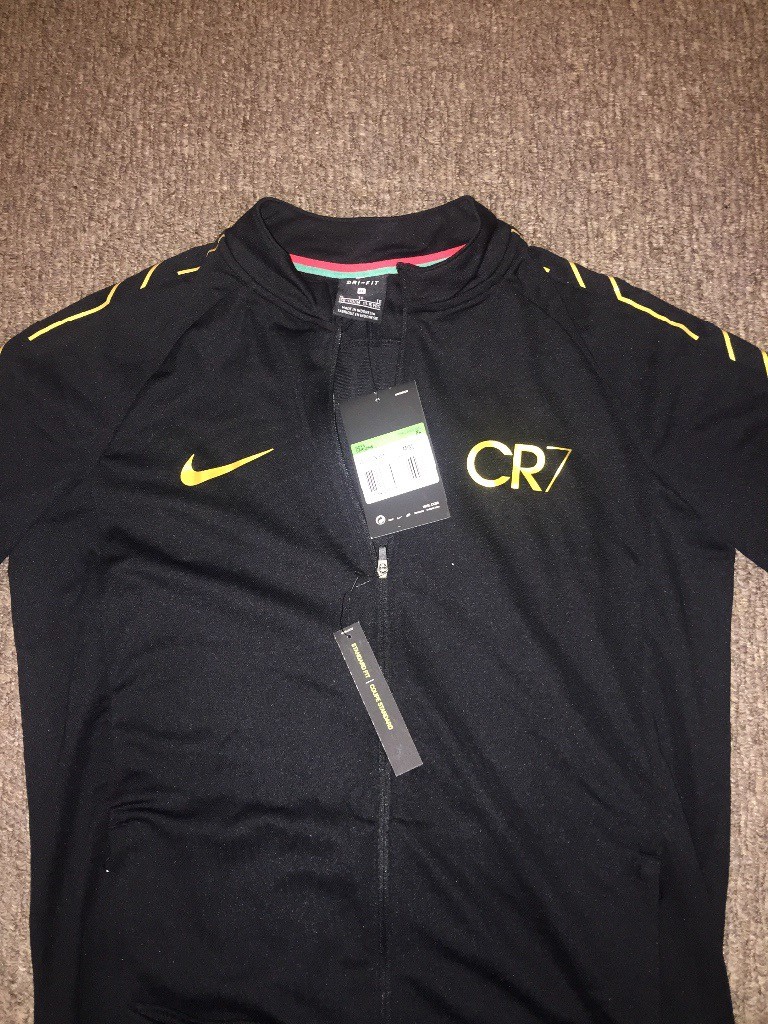 cr7 tracksuit top