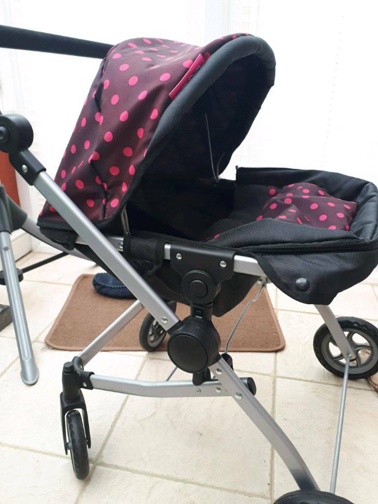 molly dolly deluxe pram