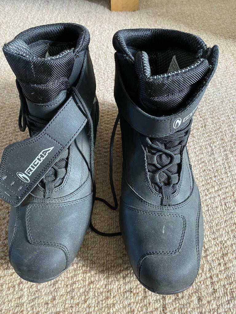 richa slick waterproof boots